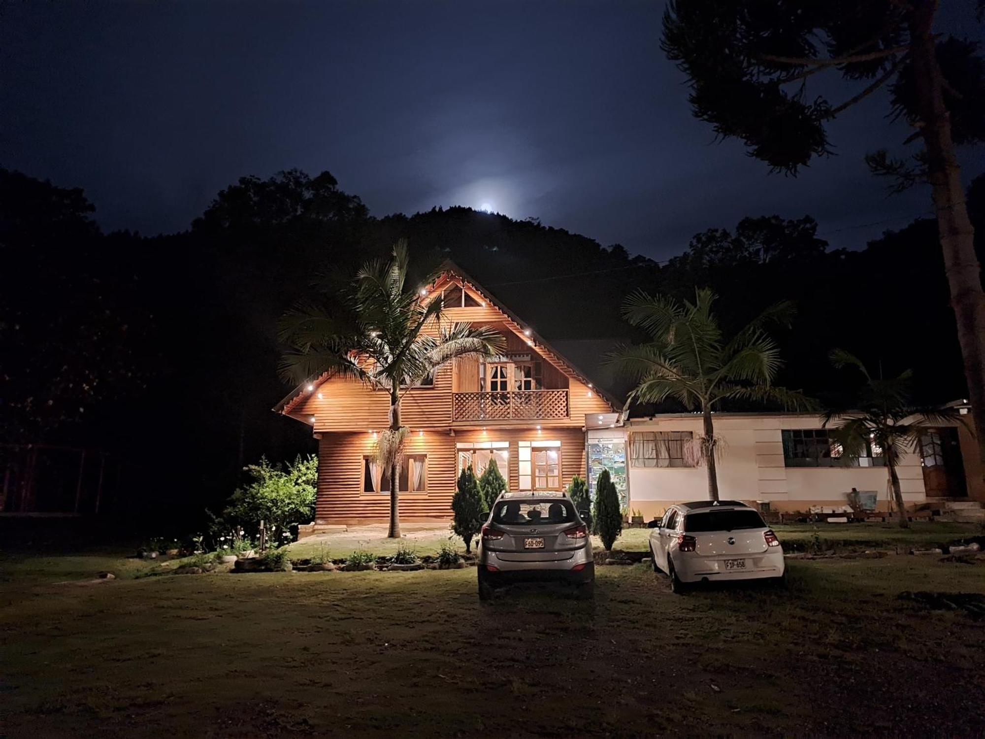 La Ramada De Mama Elena Oxapampa Exterior foto